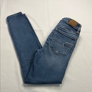 American Eagle Outfitters Skinny Blue Jeans with Lived-In Look